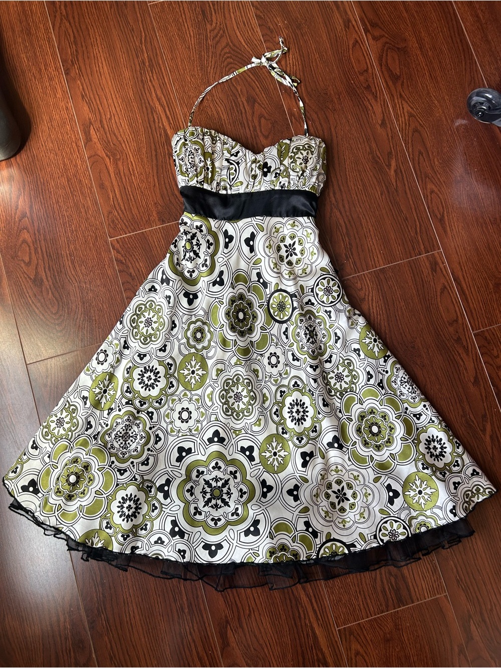 Speechless Strapless Fit-and-Flare Dress in Olive, Black, and White